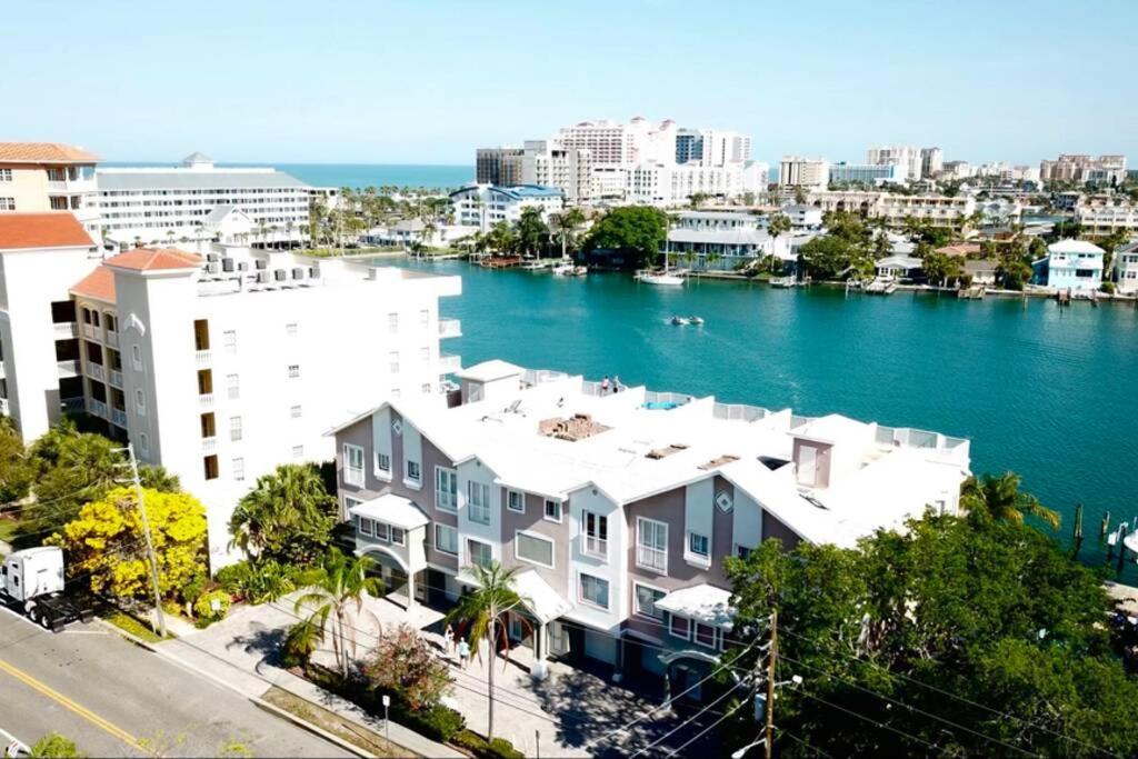 Luxury And Spacious Waterside Getaway Clearwater Beach Exterior photo